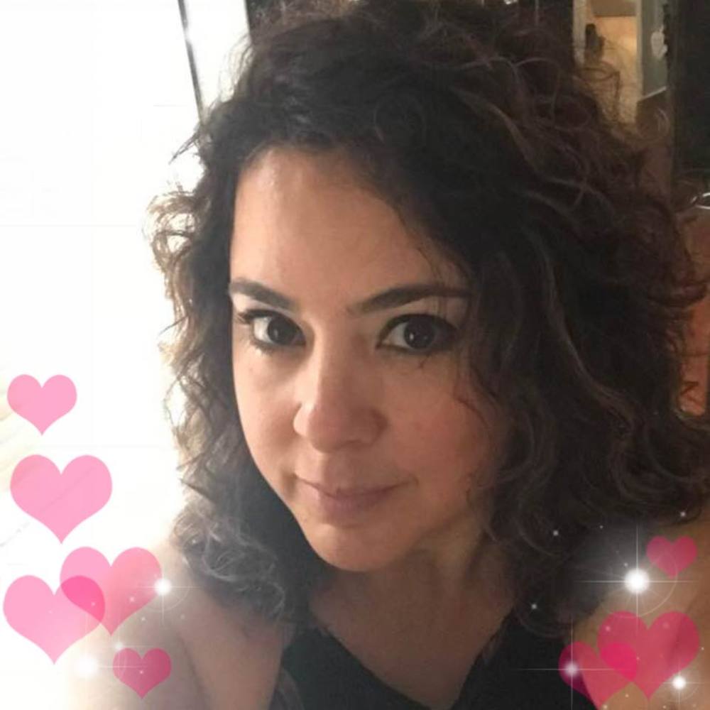 Meet your Posher, Denise